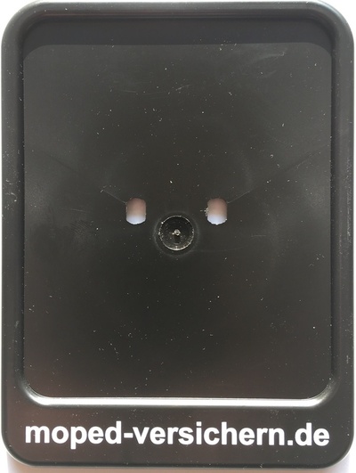 Kennzeichenhalter für Versicherungskennzeichen mitbestellen